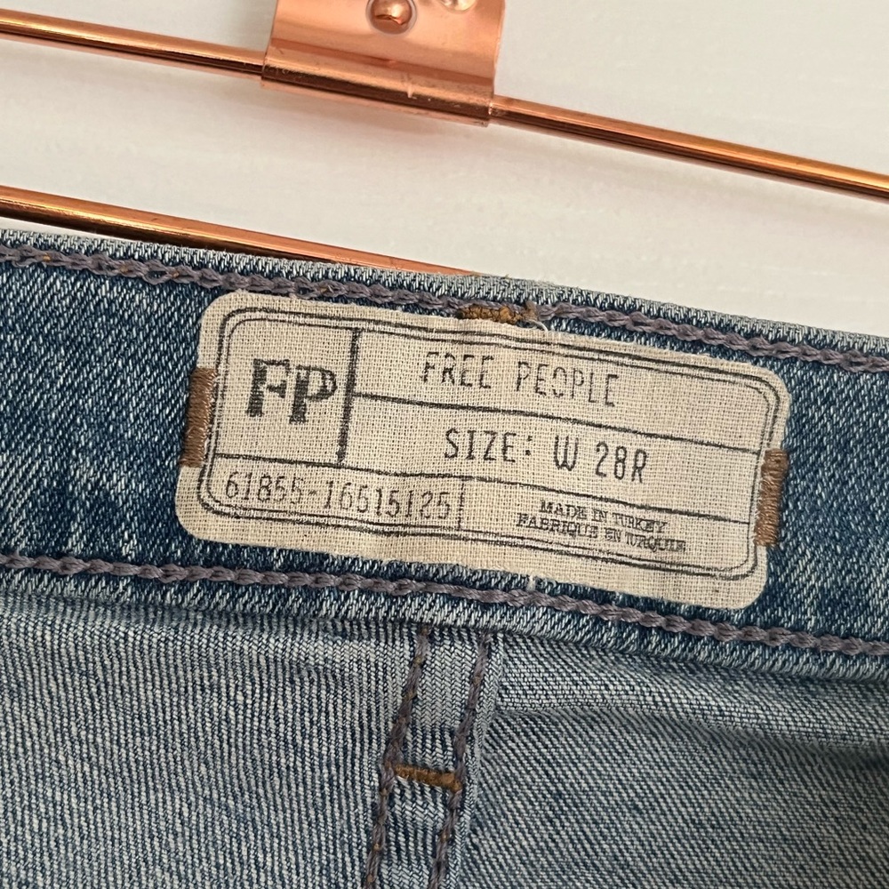 *SOLD* Free People Skinny Jeans